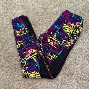 Pop Fit Geometric Paint Splatter Mesh Panel Leggings